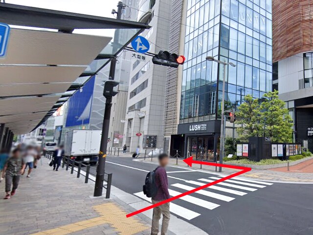 アリシアクリニック 梅田院の行き方（阪急電車・梅田駅の茶屋町口から）3